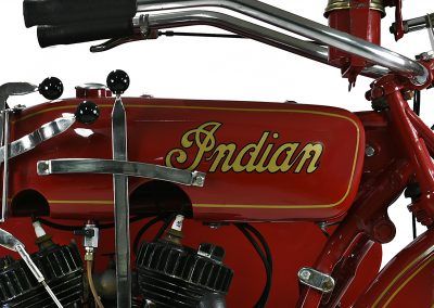 Detalle del logo, Indian
